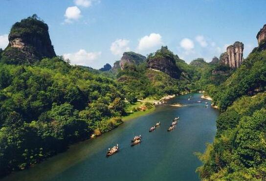 人少景美！五一小長假最適合出游的的當(dāng)?shù)? class=